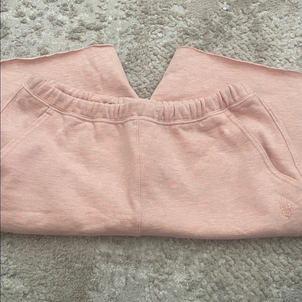 Free People Shorts - Picture 2 of 5